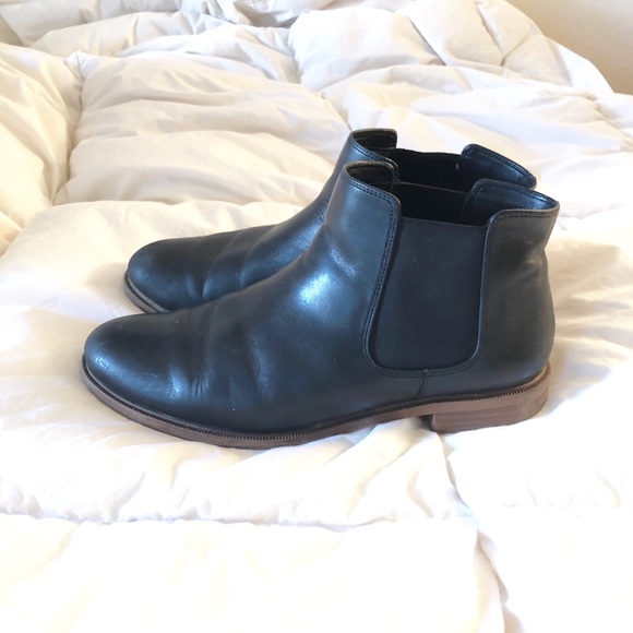 clarks taylor chelsea boots